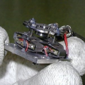 DTT35XS new compact piezo tilt mechanism